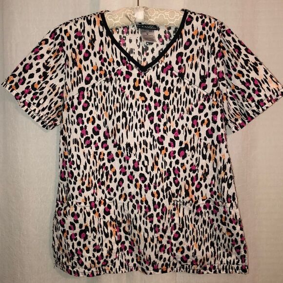 Runway M Cotton White Black Pink Peach Swiss Dot V Neck Scrub Top - Picture 1 of 15